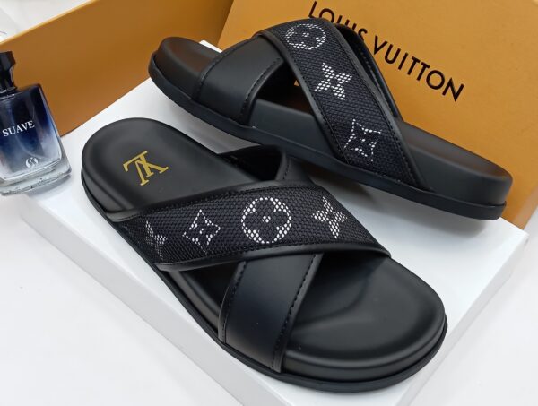 Louis Vuitton Slippers