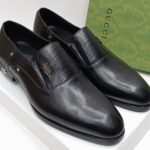 Gucci Leather Shoes black
