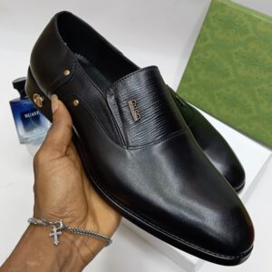 Gucci Leather Shoes Black