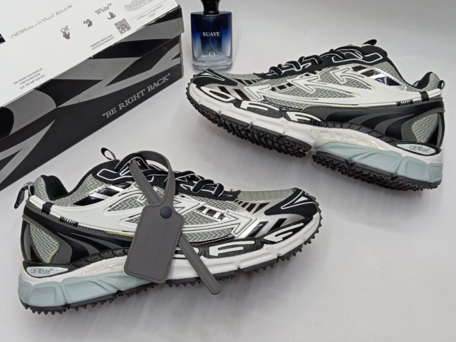 Mens sneakers