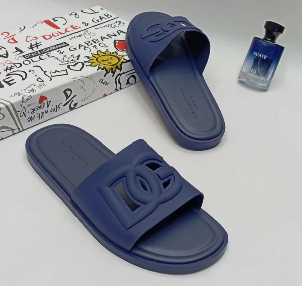 Mens luxury slides Mens luxury slides